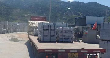 克拉玛依 芝麻白仿形路沿石，直形路沿石