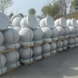 克拉玛依 白麻花岗岩石材圆球，石球，挡车球，隔离球，景观石球，风水球等