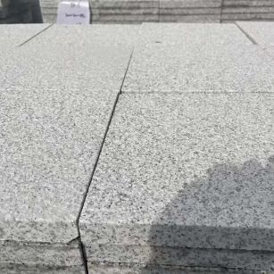 克拉玛依 白麻花岗岩石材推荐 荔枝面地铺石