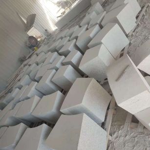 克拉玛依 白麻花岗岩异形坐凳