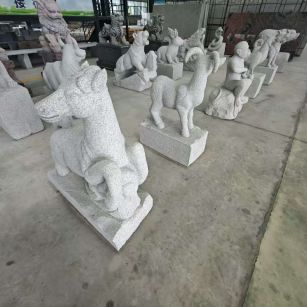 克拉玛依 芝麻白花岗岩造型立体雕刻——十二生肖