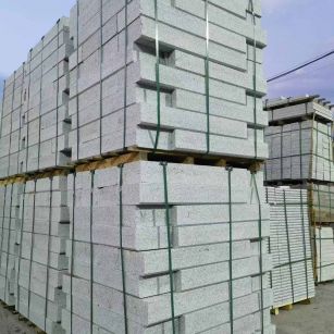 克拉玛依 芝麻白花岗岩路沿石，路缘石，路肩石，道牙，立缘石，马路牙子，街沿石，侧石等