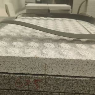 克拉玛依 芝麻白花岗岩6.0公分荔枝面五轴加工雕刻盲点