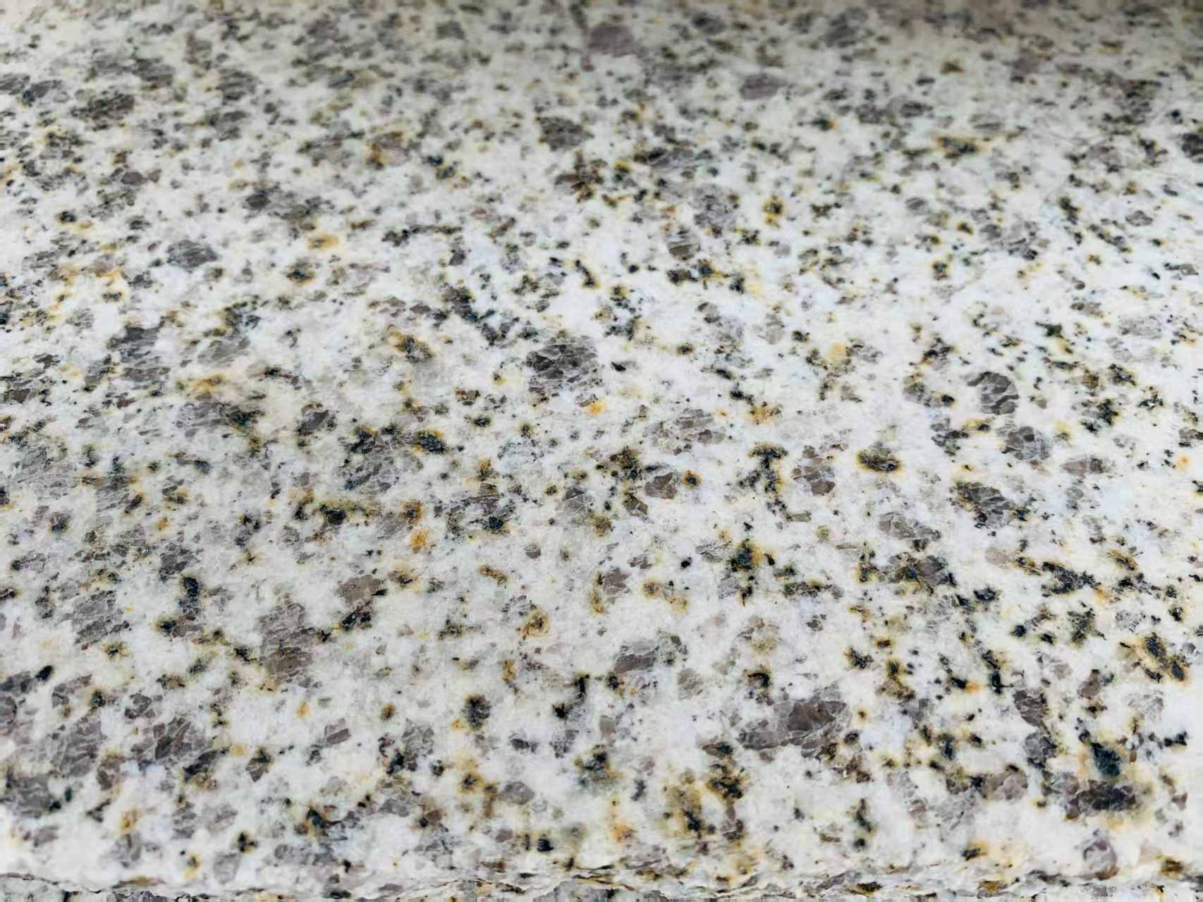 克拉玛依 黄金麻花岗岩石材浅黄光面