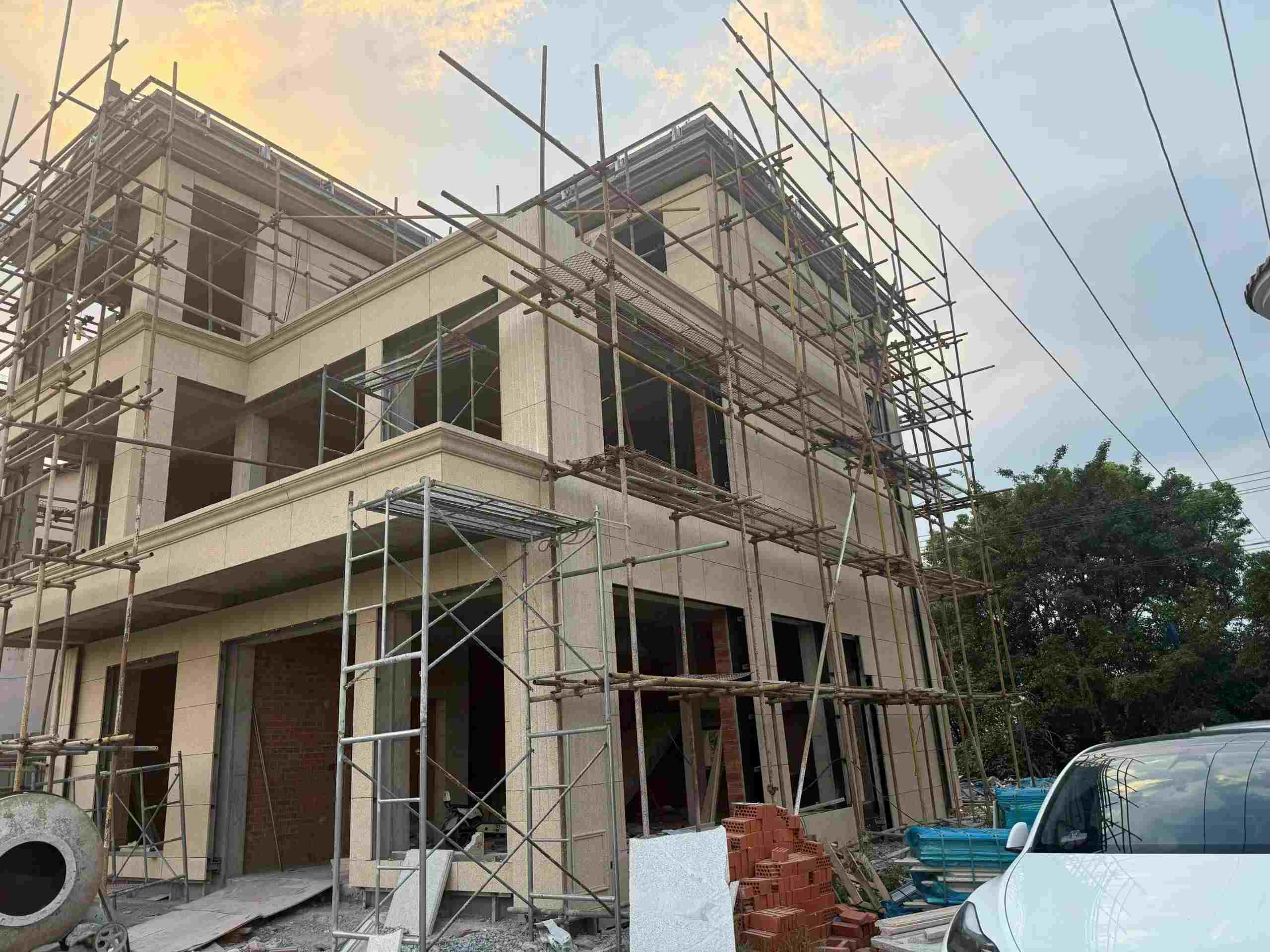 克拉玛依 黄金麻荔枝面花岗岩外墙干挂