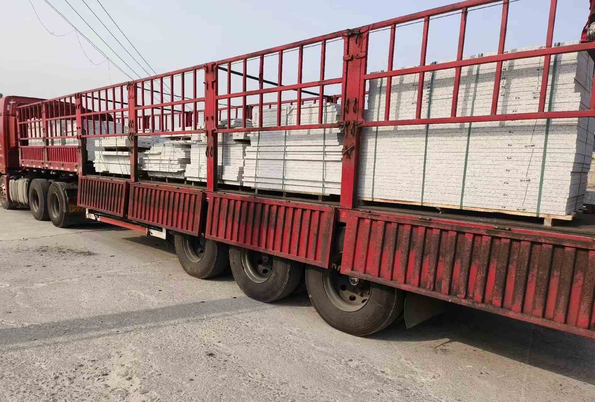 克拉玛依 白麻荔枝面外墙干挂，工厂装车日常