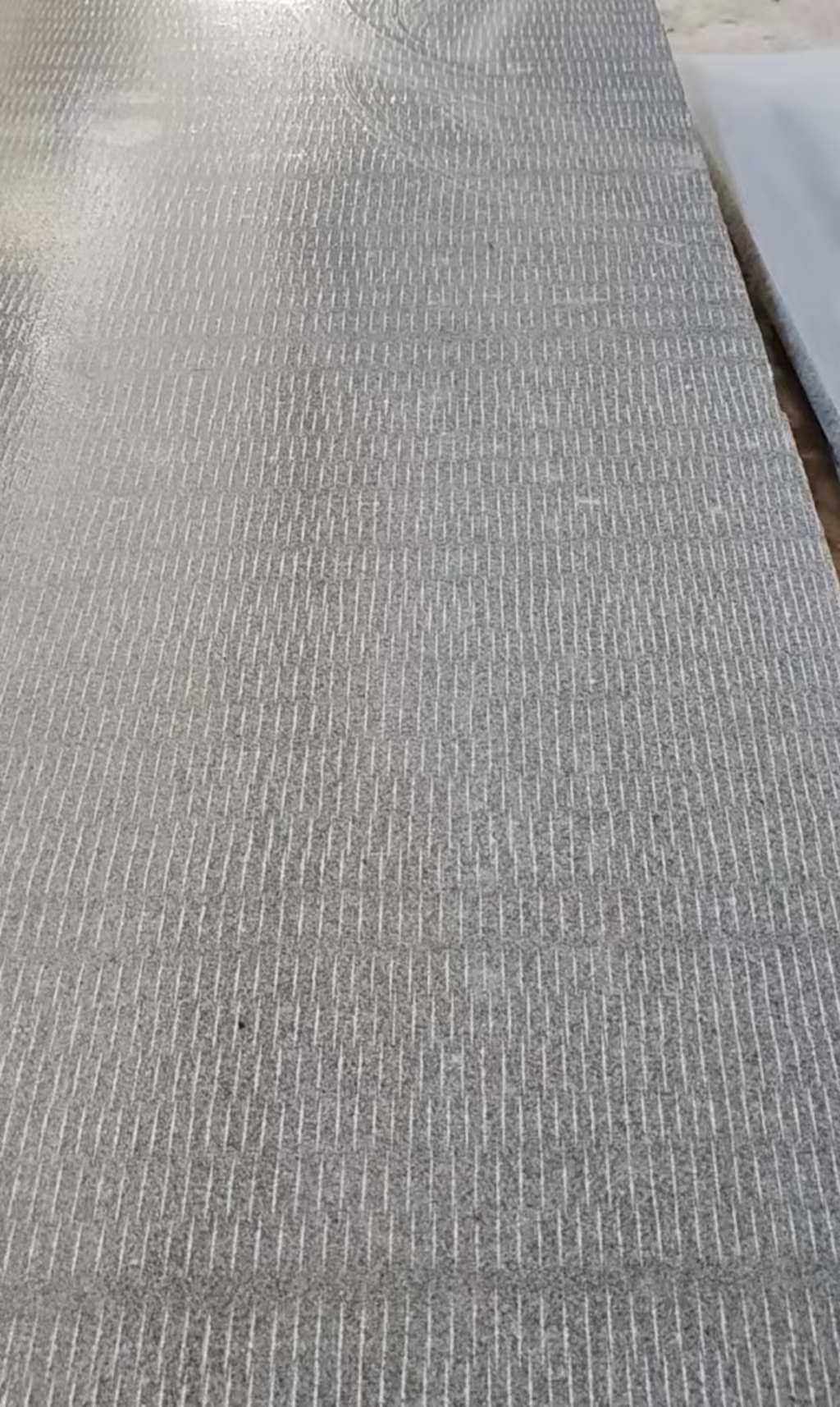 克拉玛依 芝麻灰花岗岩斧剁面，刀斩面