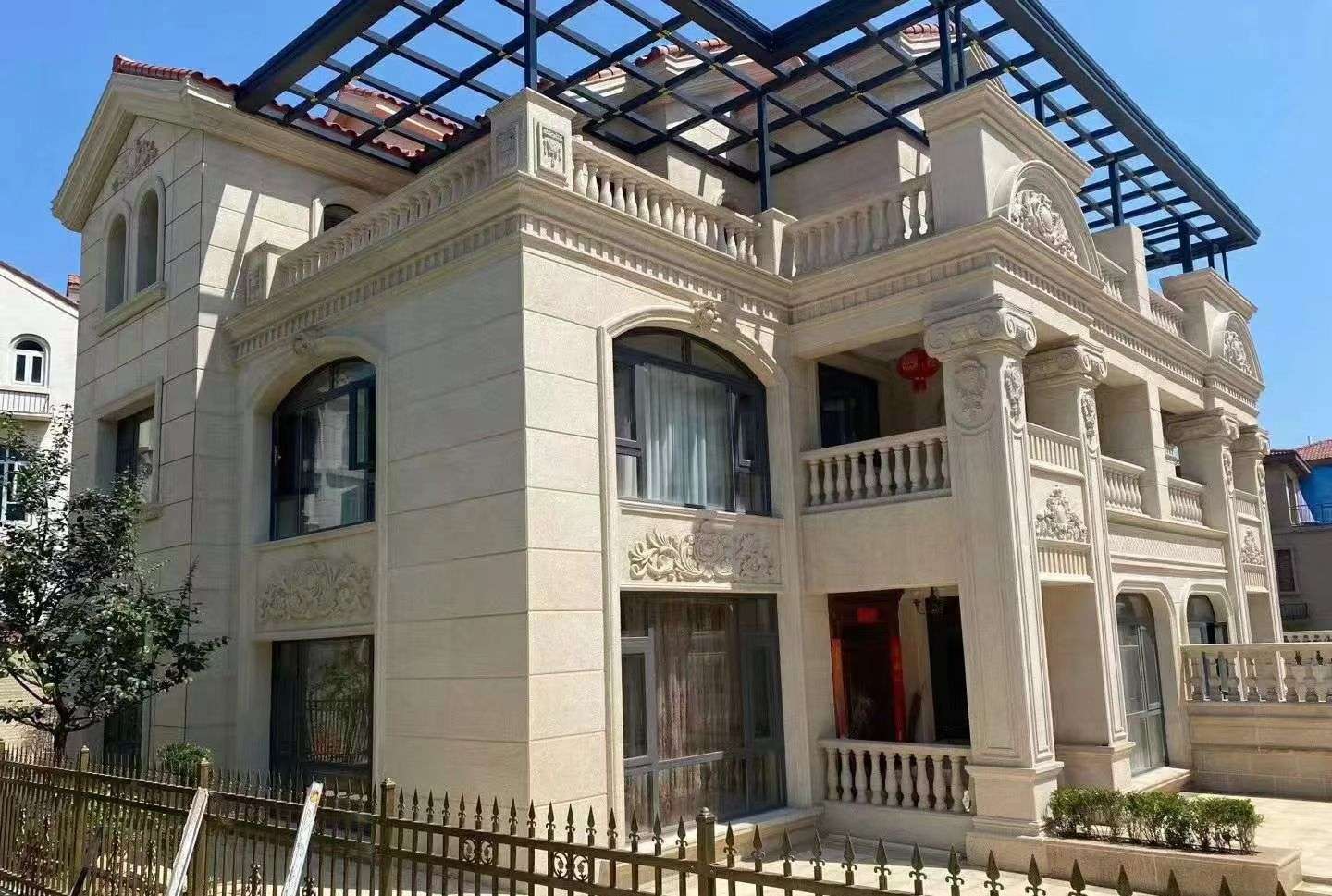 克拉玛依 黄金麻花岗岩荔枝面别墅外墙干挂