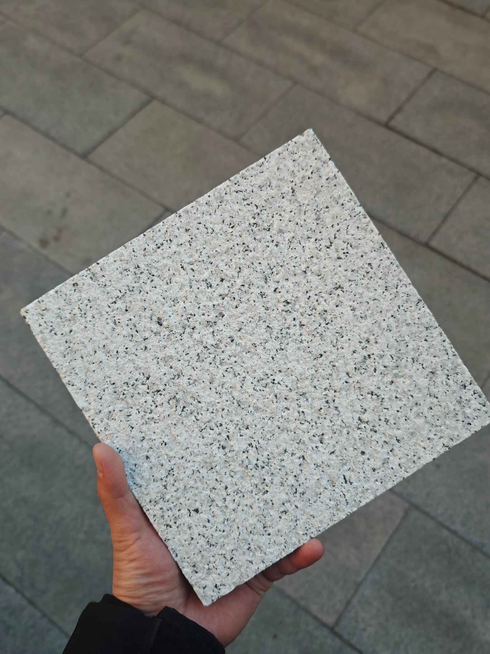 克拉玛依 白麻荔枝面花岗岩石材